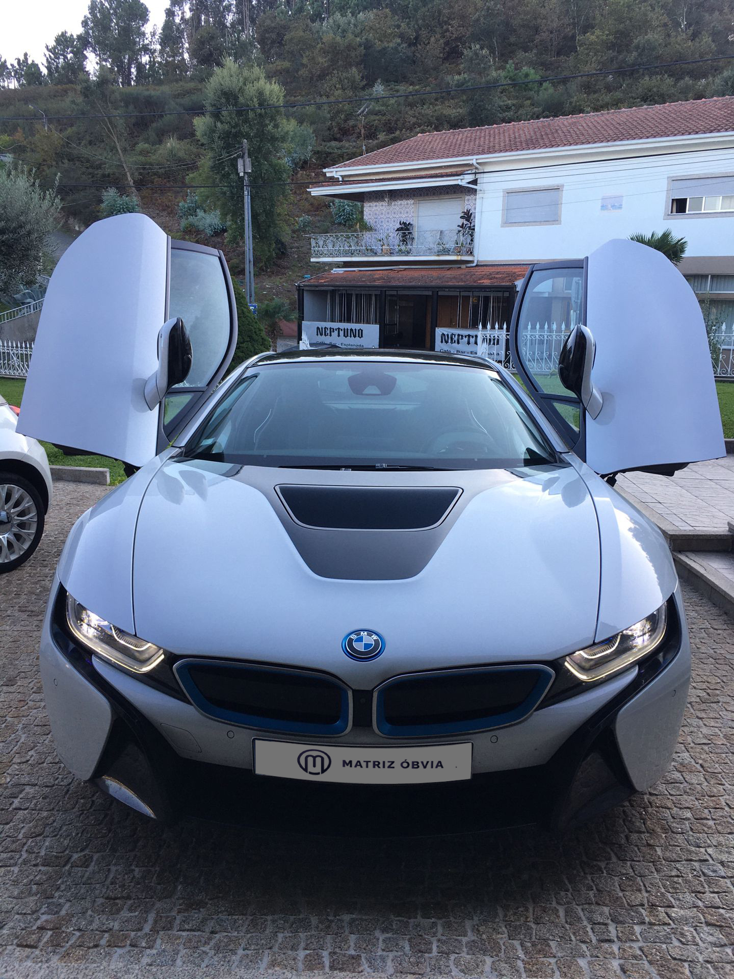 BMW i8 2017