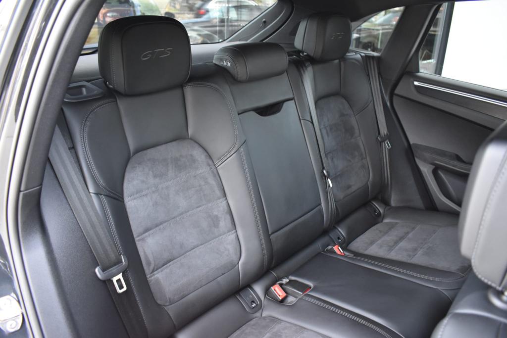 Porsche Macan GTS 2021